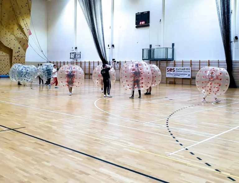 Mecz w wielkich dmuchanych piłkach – Bumper Ball Kraków
